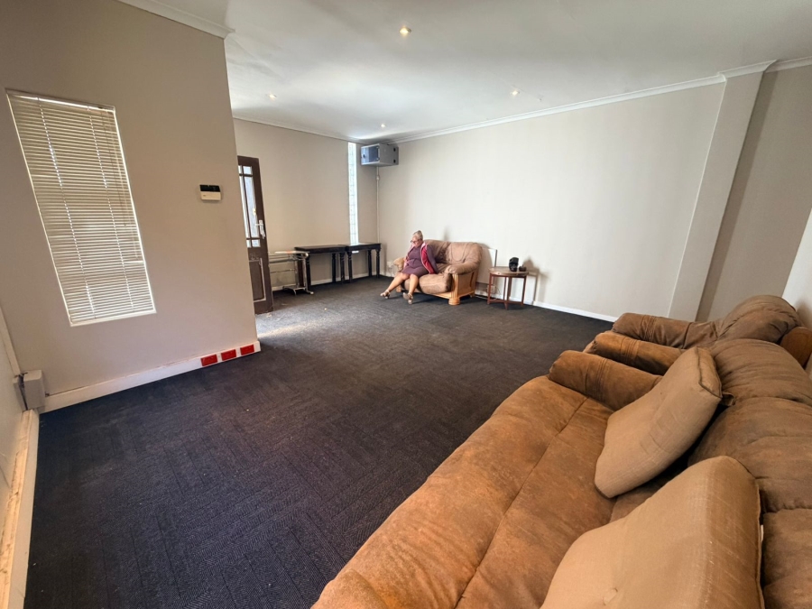 To Let 3 Bedroom Property for Rent in Mill Park Eastern Cape